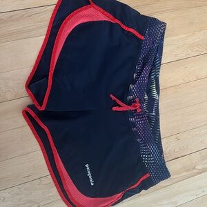 Patagonia shorts size small